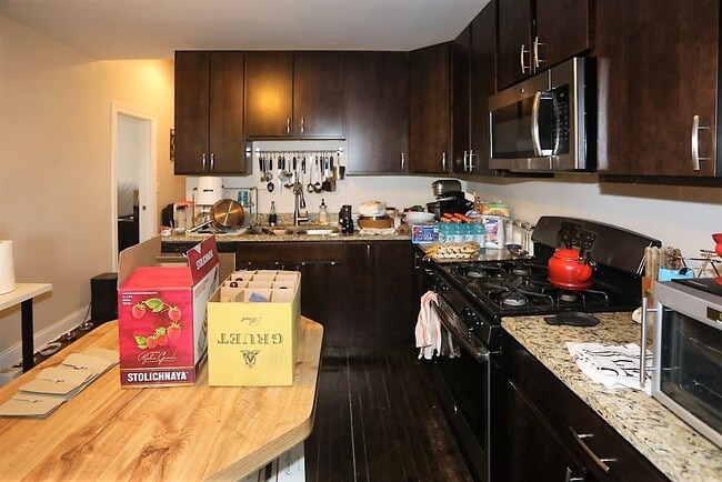 Photo - 4849 N Seeley Ave Unit 2