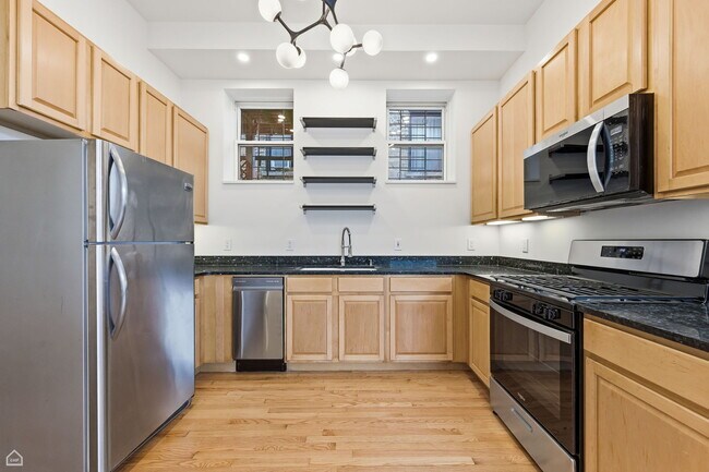 Photo - 947 N Kedzie Ave Unit 1