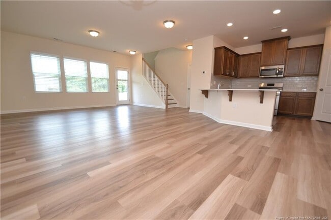 Photo - 1127 Brightskies St