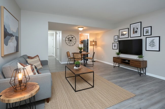 Azalea Gardens Apartments
