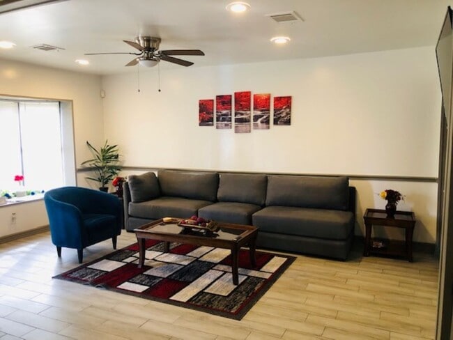 Photo - 8329 Baker Dr