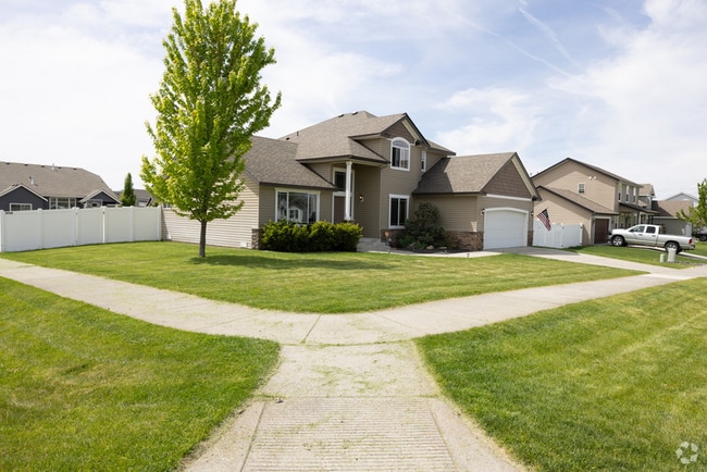 Building Photo - 2275 W Freeland Dr Rental
