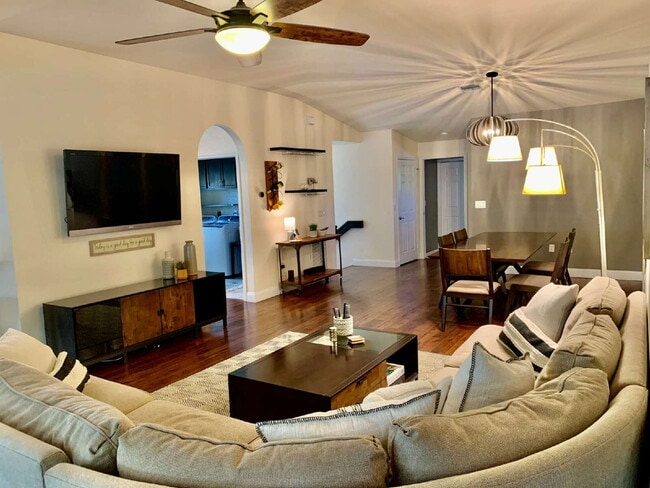Photo - Beautiful Furnished Condo in Coconut Shores VIII