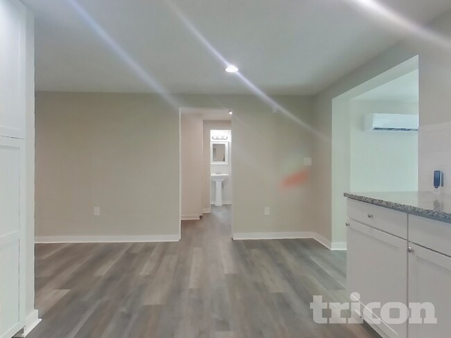 Photo - 7330 Cass Cir