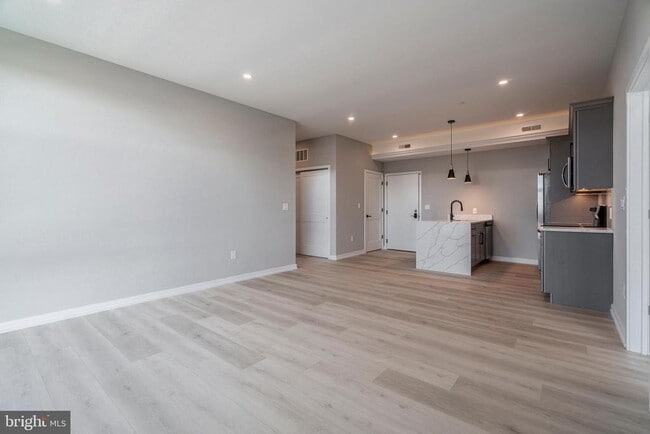 Photo - 2401 Washington Ave Unit 4C