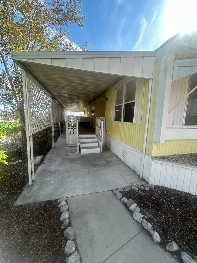 Photo - 3601 E Wyoming Ave