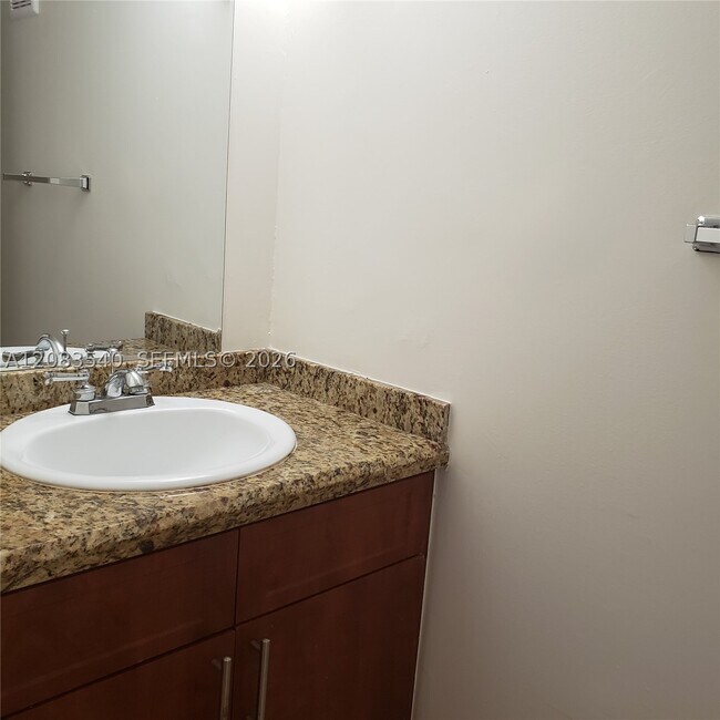 Photo - 1300 Moffett St Unit 110