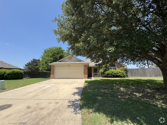 Building Photo - 3016 Bellmont Rental