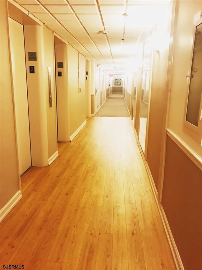 Photo - 101 S Plaza Pl Unit 802