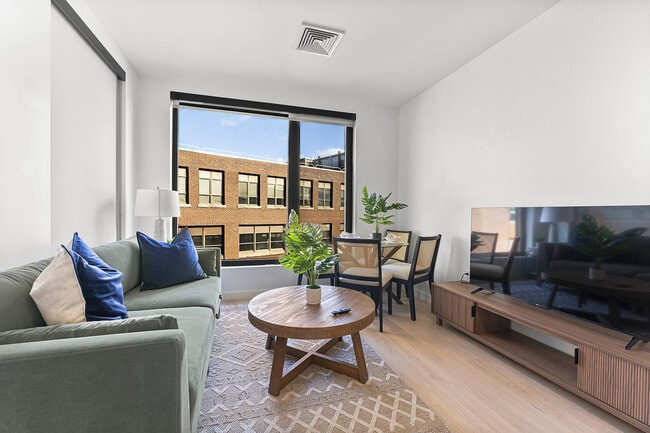 35 West 2nd Street-SI ID1240283P