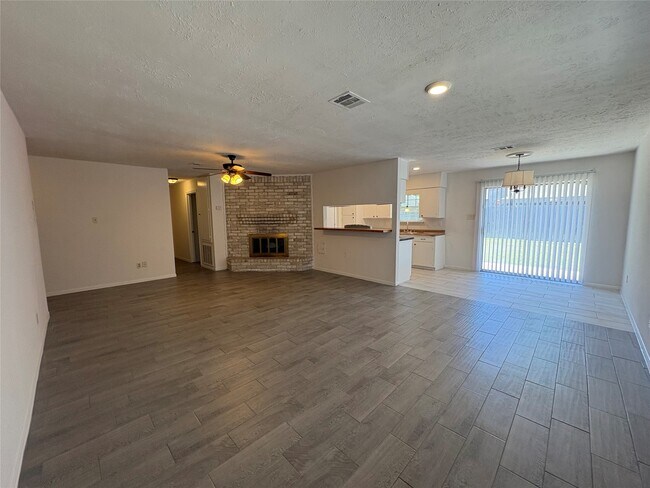 2502 Marble Falls Dr