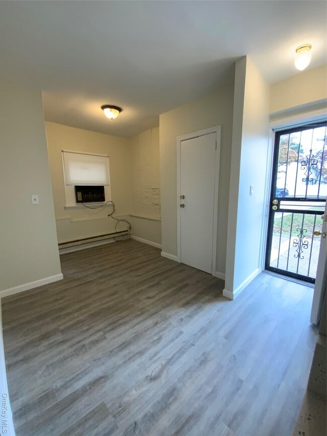 Photo - 76 Garden City Ave