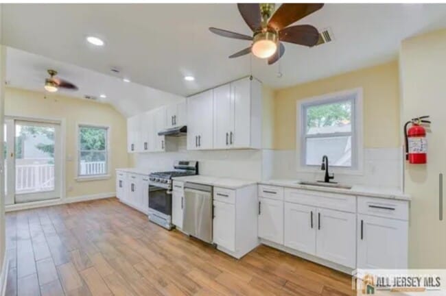Photo - 607 Almon Ave