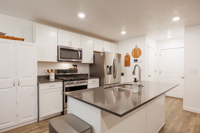 Photo - 1859 S 410 W