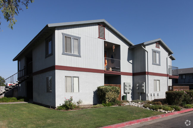 Building Photo - The Landings Edge Rental