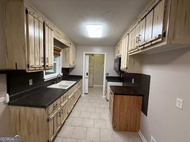 Photo - 1565 Corinth Rd