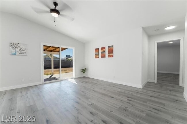 Photo - 4452 Peterson Dr
