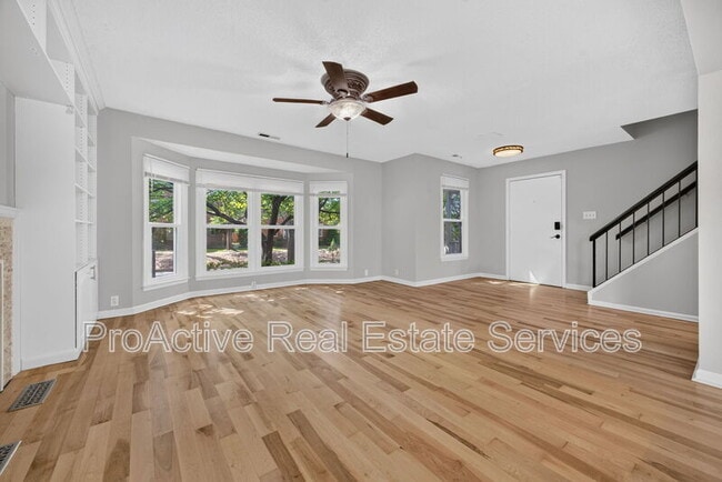 Photo - 1316 Llewellyn Ave