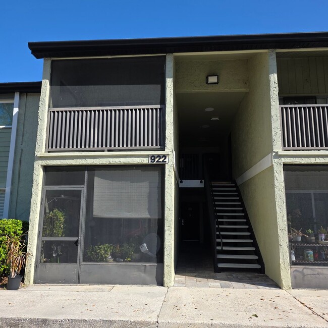 Building Photo - 922 N Lake Destiny Rd