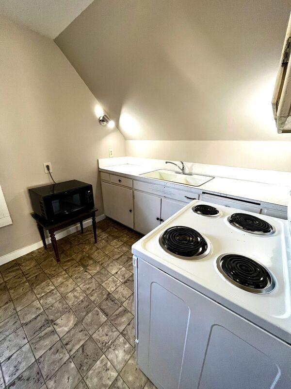 Photo - 1820 A St Unit 4