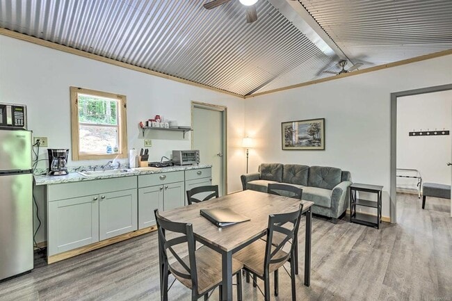 Photo - 75 S Tallassee Dr