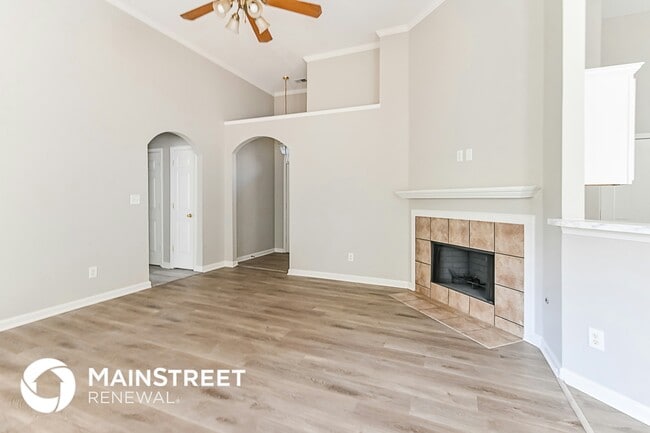 Photo - 7895 Pinefrost Ln