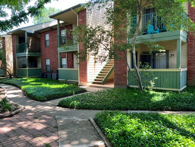 Hidden Timber Apartments