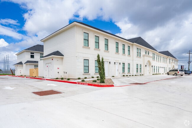 Entrada principal - The Reserve Townhomes