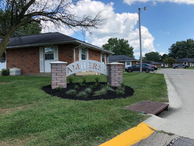 Building Photo - 1128 Amherst Dr Rental