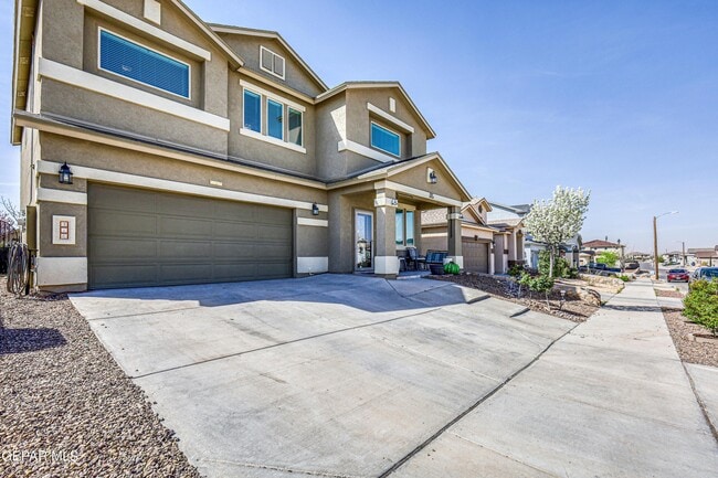 Photo - 316 Malta St