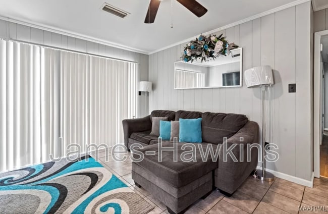 Photo - 1152 Woodbridge Dr