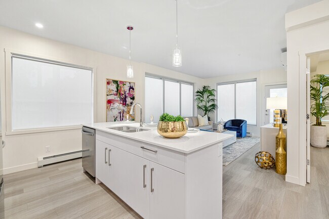 Photo - Elbow 5 Eight