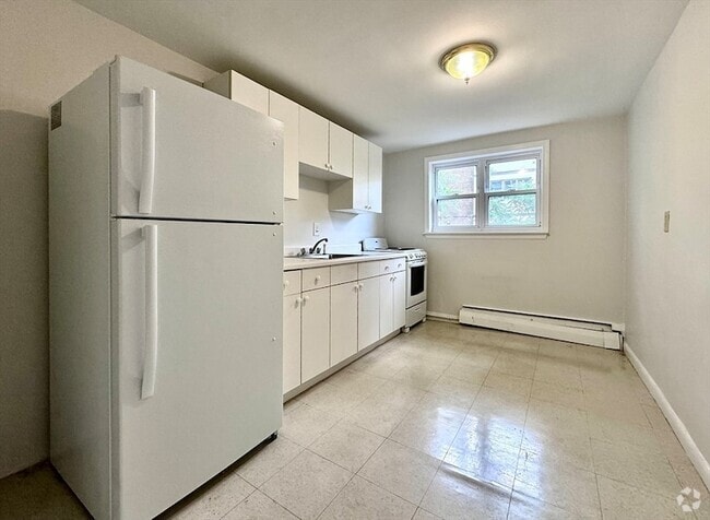 Building Photo - 10 Vinal St Unit 3 Rental