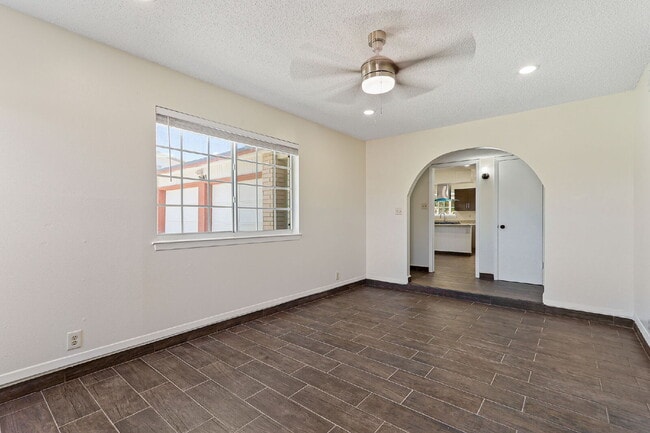 Photo - 2608 Dan Sikes Dr