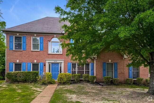Building Photo - 2033 Oak Springs Dr Rental