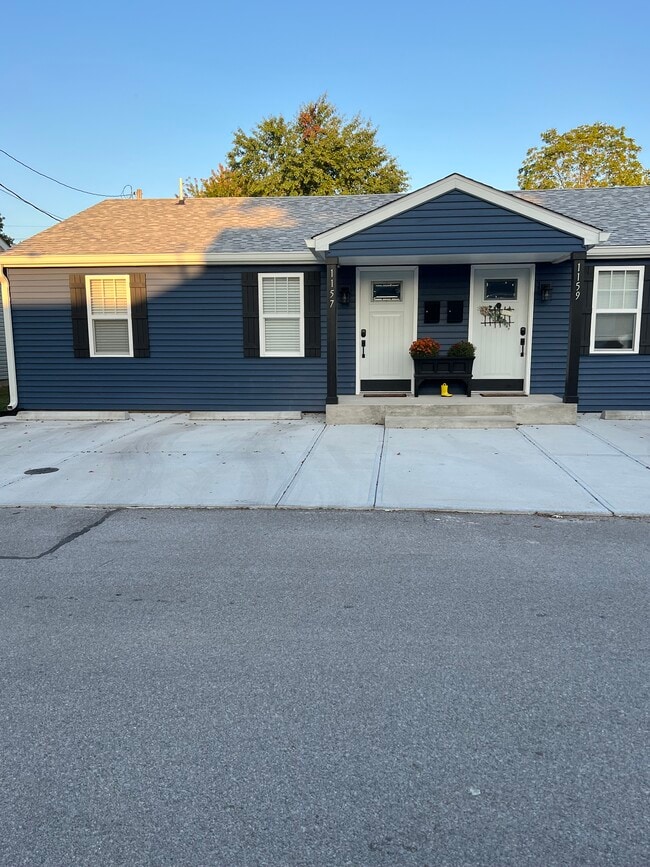Building Photo - 1157 S Prairie St Unit #1 1157