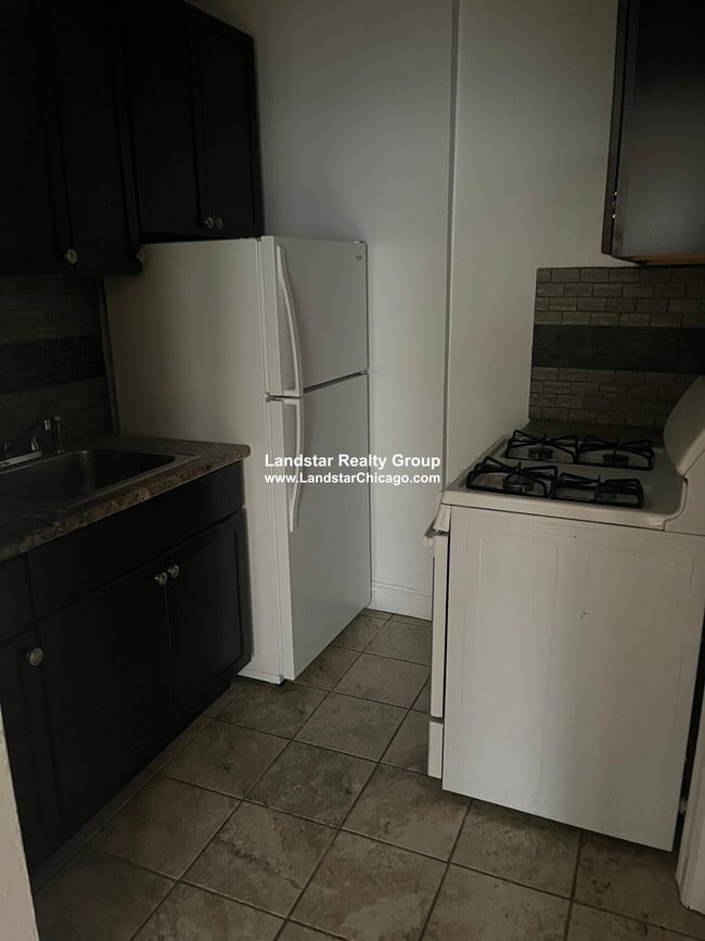 Photo - 1371 W Estes Ave Unit 2F