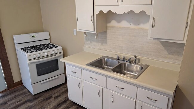 Photo - 1338 Buffalo Ave NE