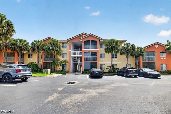 Building Photo - 6481 Aragon Way Unit 304