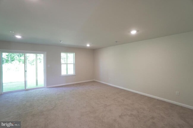Photo - 148 Bell Ct