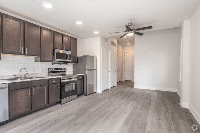 Studio, 1BA - 502SF