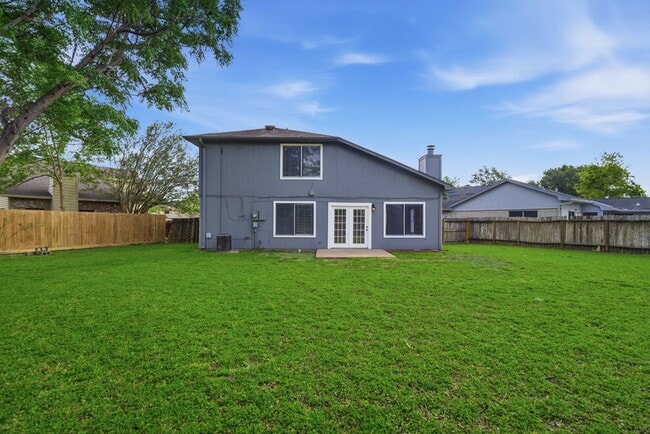 Photo - 1146 Woodbridge Ave