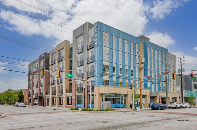 Building Photo - The E'Laan Rental