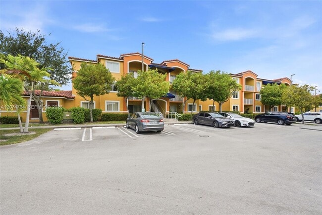 Building Photo - 21000 SW 87th Ave Unit 307