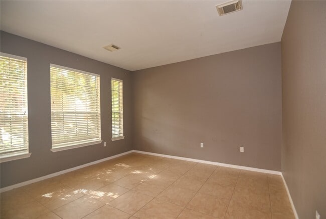 Photo - 3023 Hidden Mist Ct