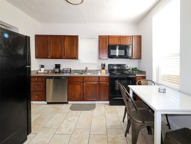 Photo - 1314 27th St