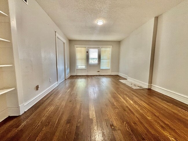 Photo - The Shelby Unidad 3532-2N