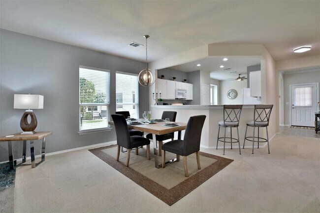 Photo - 247 Bonham Loop