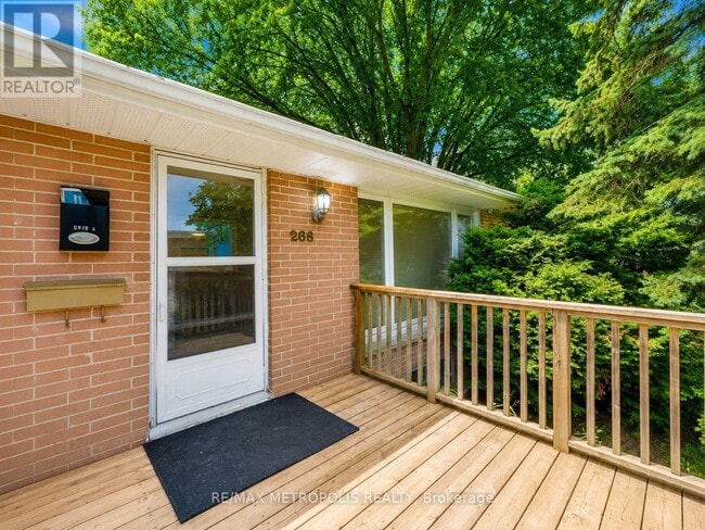 Photo - 266 Napier St