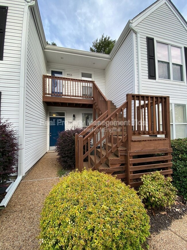 Building Photo - 924 Ironwood Dr Rental